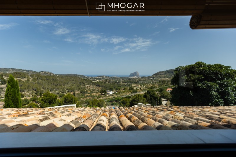  Exclusive Annual Rental - Timeless Design,  Mediterranean Views in La Costa Blanca!